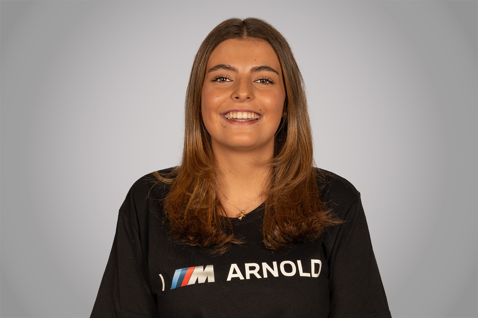 Sarah Gawlik Auszubildende Automobilkauffrau Autohaus ARNOLD