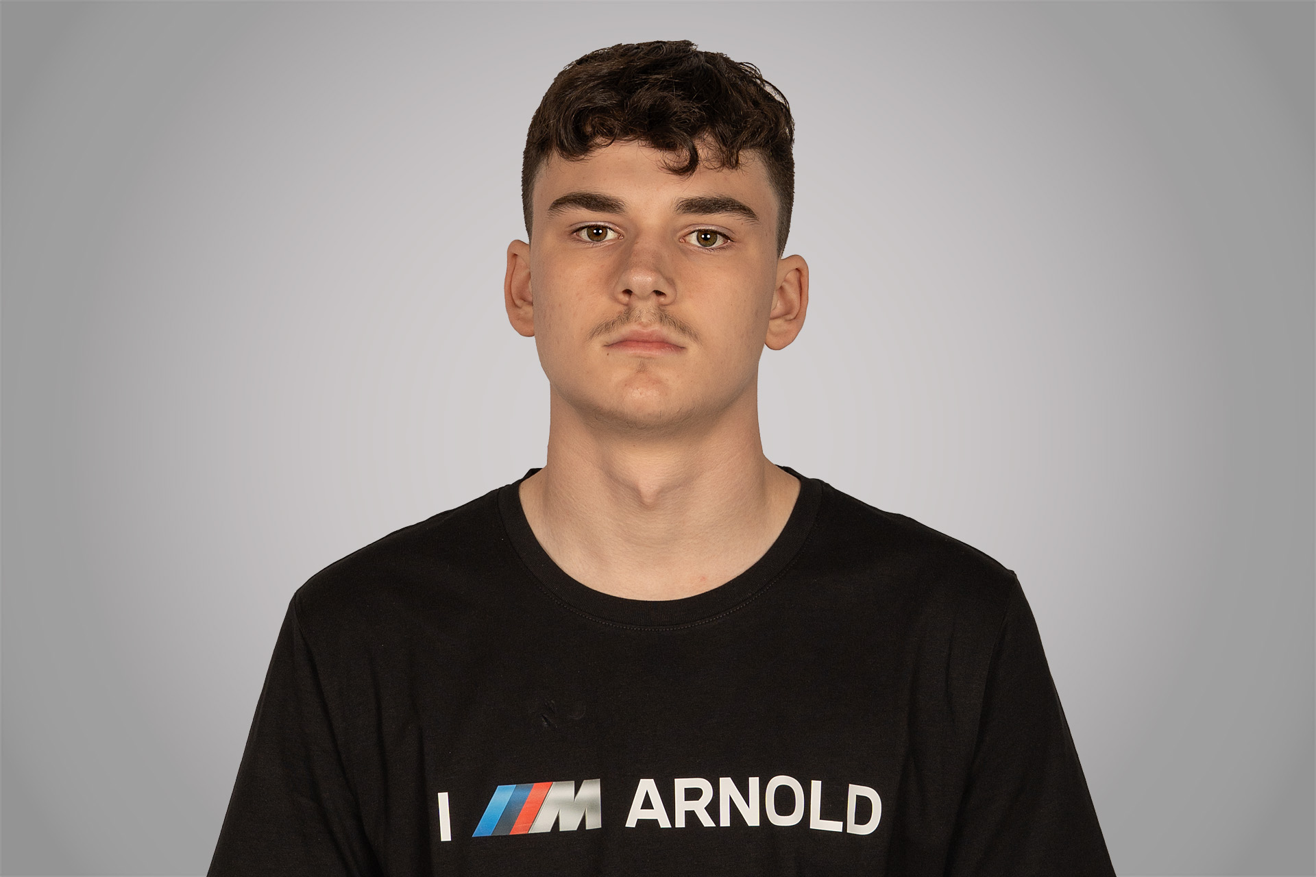 Leon Schipper Auszubildender Kfz-Mechatroniker Autohaus ARNOLD