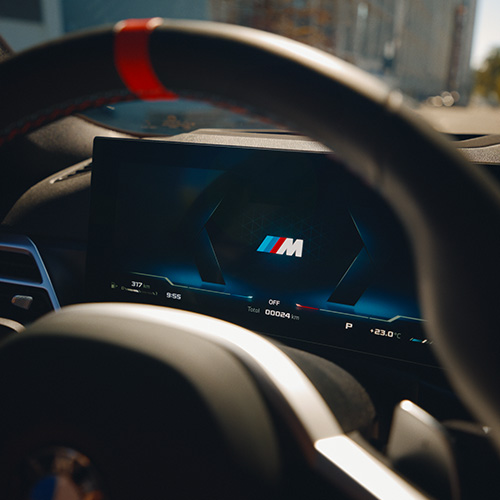 BMW 4er Gran Coupe Display Fahrer