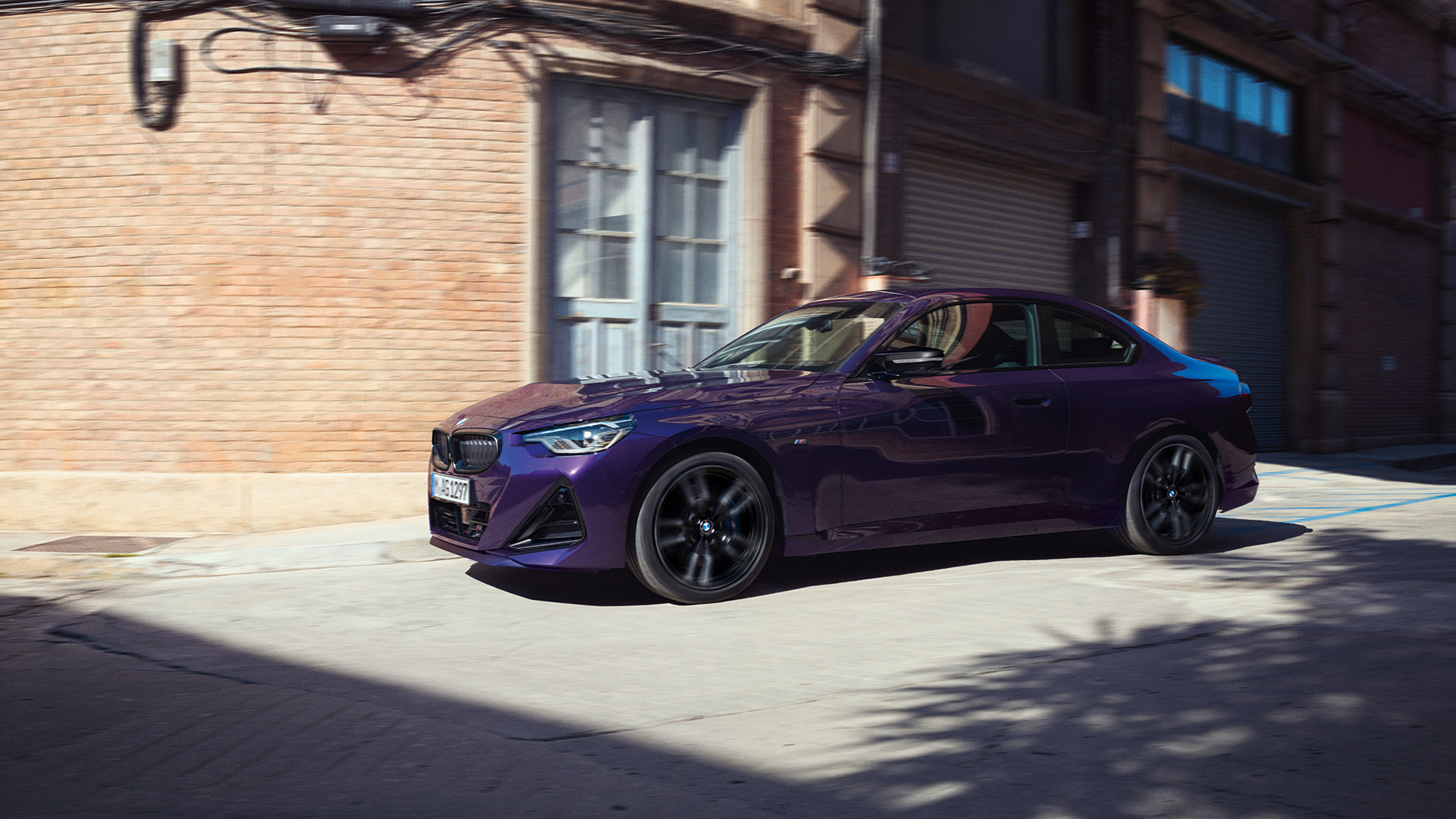 BMW 2er Coupé (G42) Front und Seitenprofil