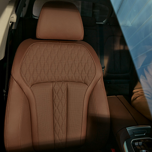 X5 G05 in blau, Sitze