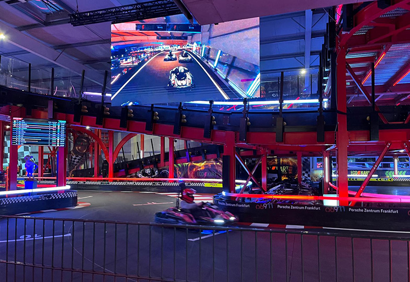 BMW Autohaus ARNOLD, Azubi auf der Kartbahn