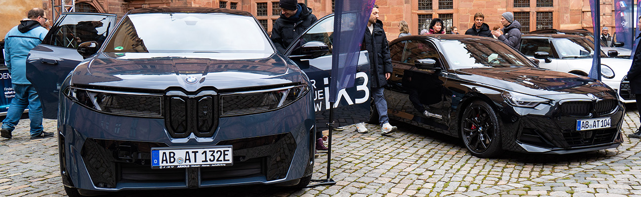 BMW Mobilia 2026, iX3 als Fokusfahrzeug bei der Ausstellung im Autohaus ARNOLD