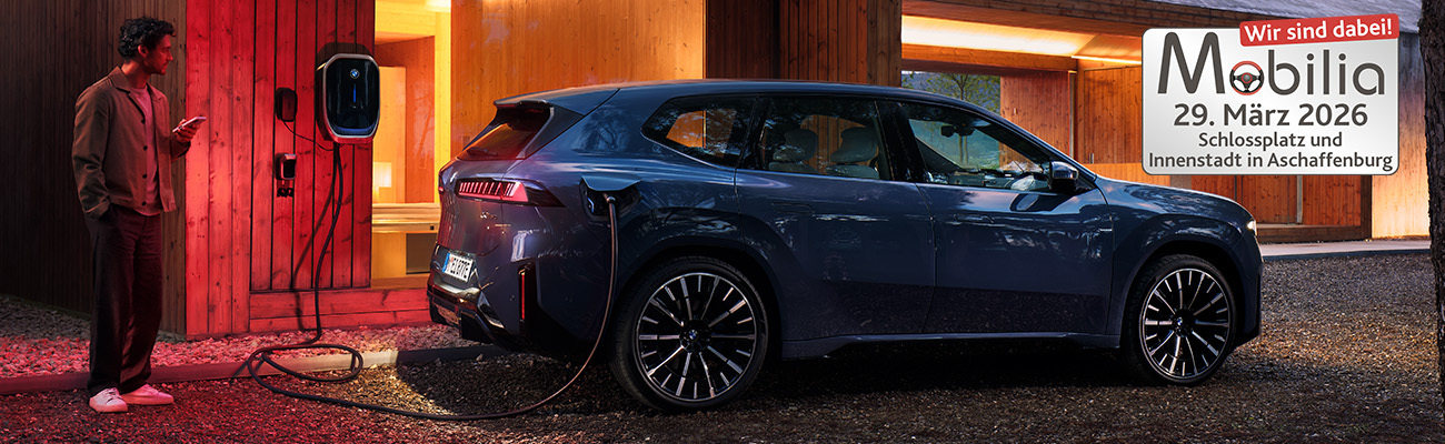 Autohaus ARNOLD auf der Mobilia, Fokusfahrzeug BMW iX3