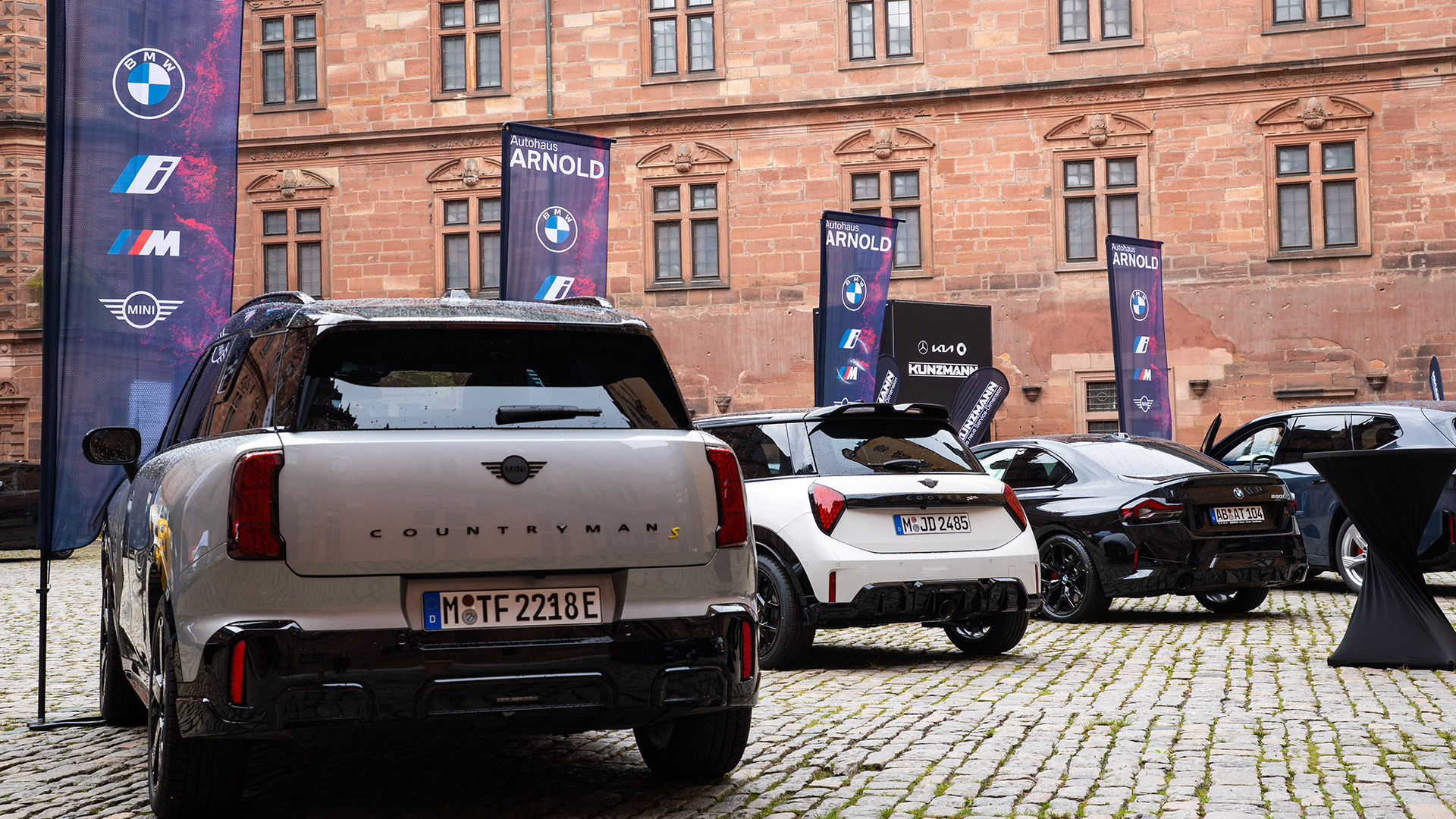 MINI Countyman SE, MINI Cooper, BMW 220i, Ausstellung des Autohauses ARNOLD bei der Mobilia 2026