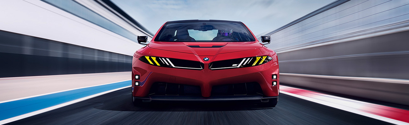 BMW M Concept Neue Klasse, Frontansicht, auf der Rennstecke